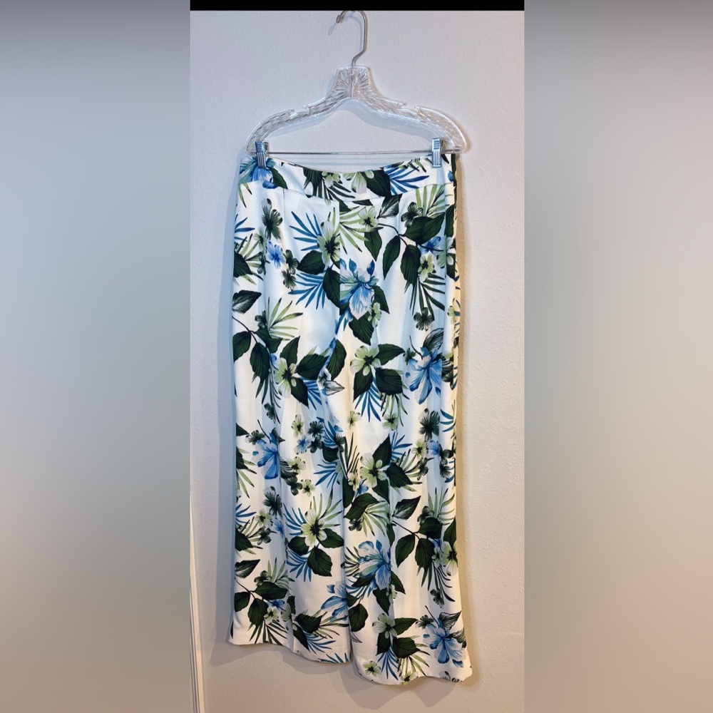 Banana Republic Floral Wide-Leg Pants - White and Green